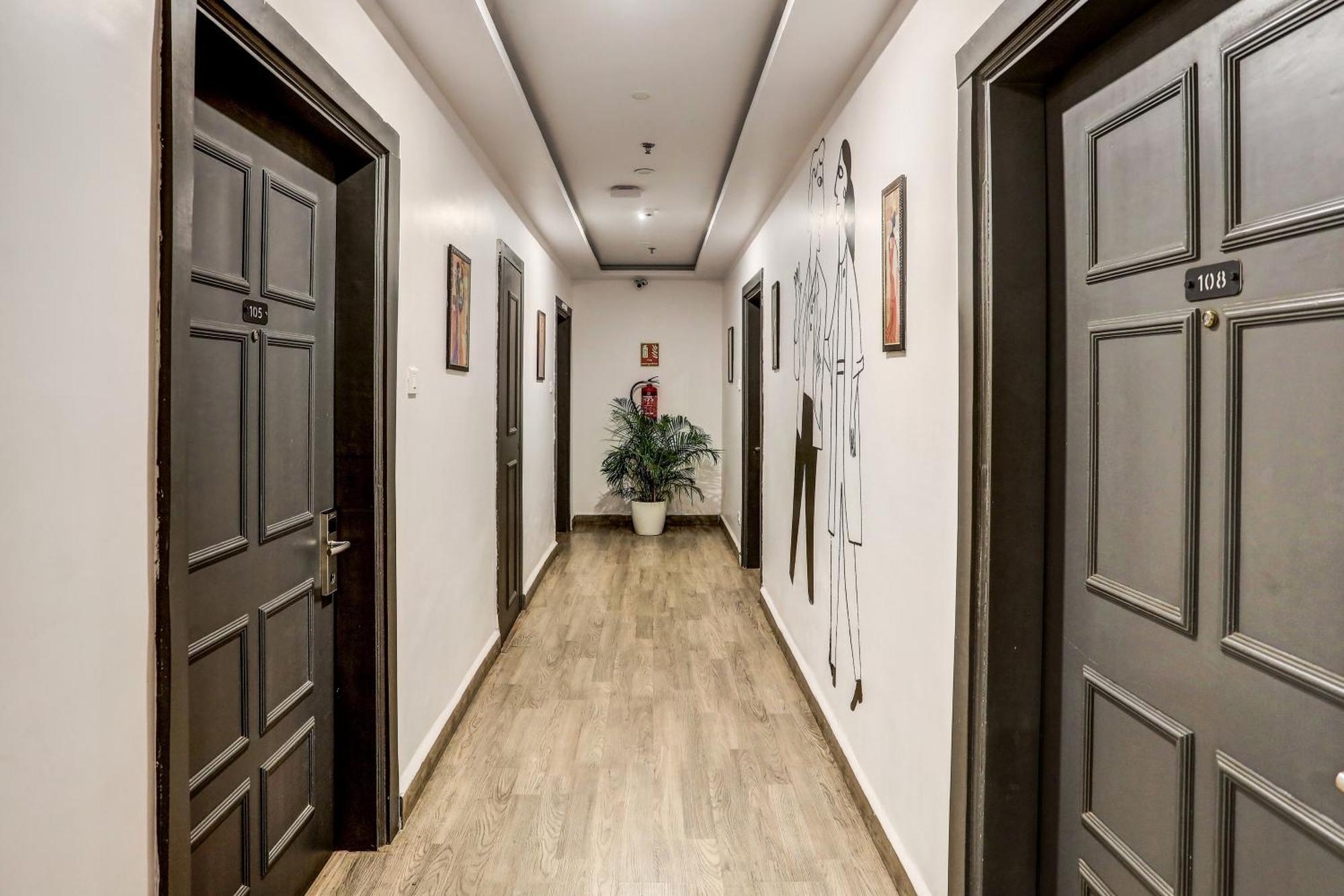 Super Townhouse Swain Heritage Bhubaneswar Ngoại thất bức ảnh